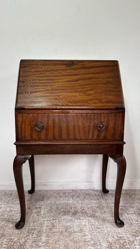 Mid century retro vintage - mid,