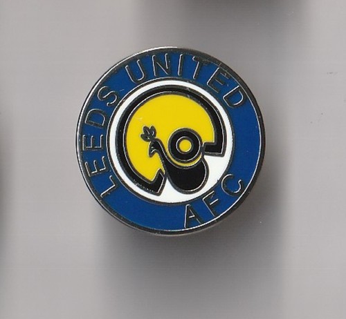 Leeds united lapel - leeds,