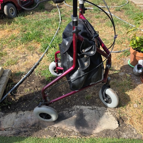 Wheel mobility walker used - 3,