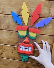 Crash Bandicoot Aku Aku Mask