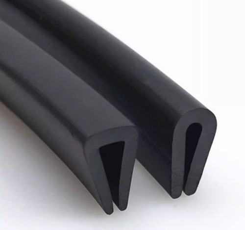 Rubber channel black - u,