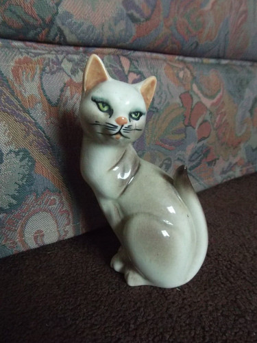 1960s hand painted cat - painted, 1/2