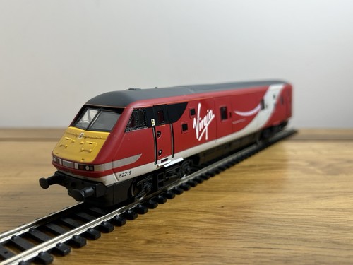 Hornby r3501 virgin mk4 dvt - hornby,