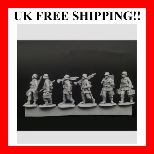 Resin die casting character - resin, die-casting