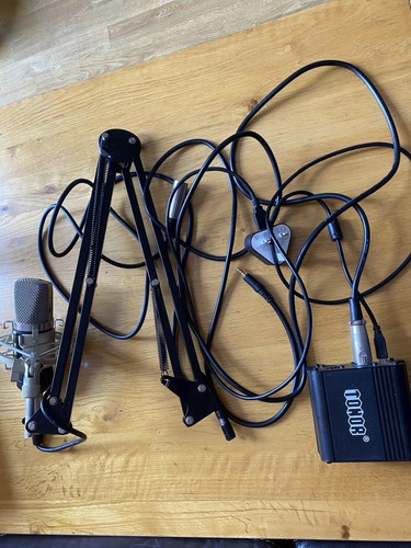 Microphone handle with 48v - microphone,
