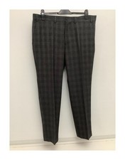 Tu Man Tailored Fit Check