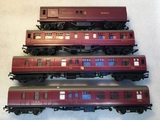 Triang Hornby, 4x coaches