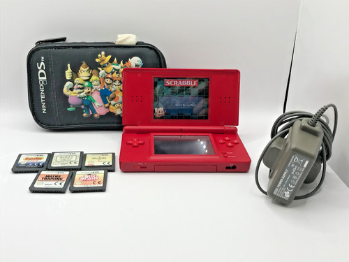 Red nintendo lite hand - nintendo, ds