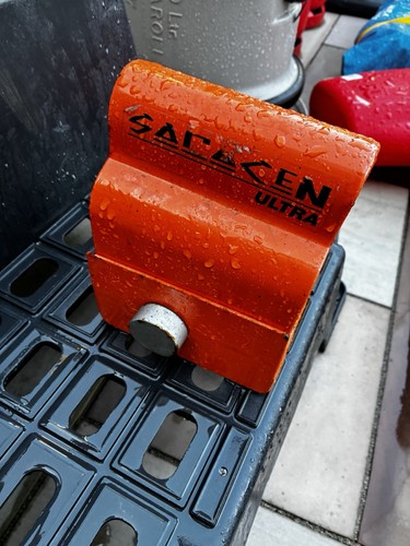 Saracan full stop hitch - hitch, lock