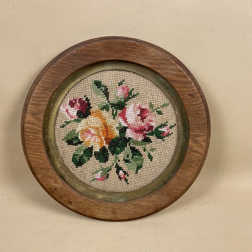 Antique wooden circle - antique,
