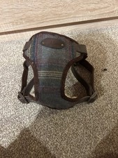 Huntleys Tweed Fabric Dog