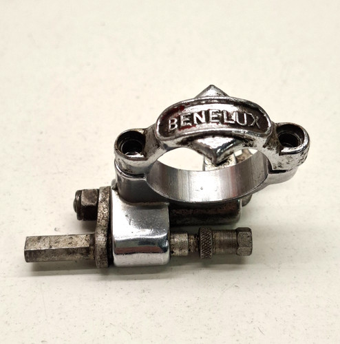 Benelux clamp system front - clamp-on,