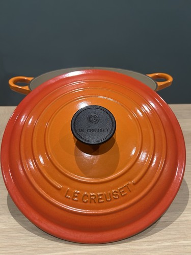 Creuset cast iron - le,