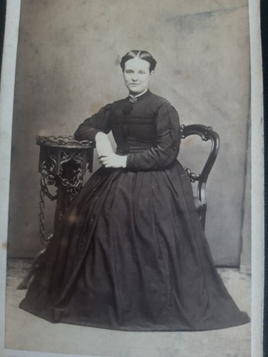 Cdv woman black mourning - black, dress