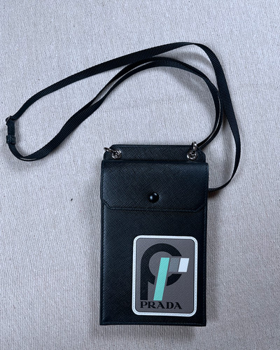 Prada aw18 logo patch - prada,