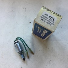 Brake Light Switch Bluebird Laurel Violet 240Z 521 Pick Up Subaru 1400 1600 1800