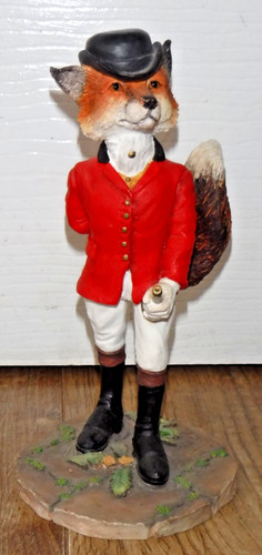 Border fine arts fox figurine - fox,