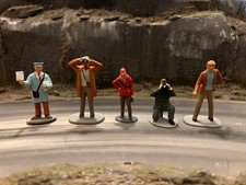Painted Spectators - 1/32