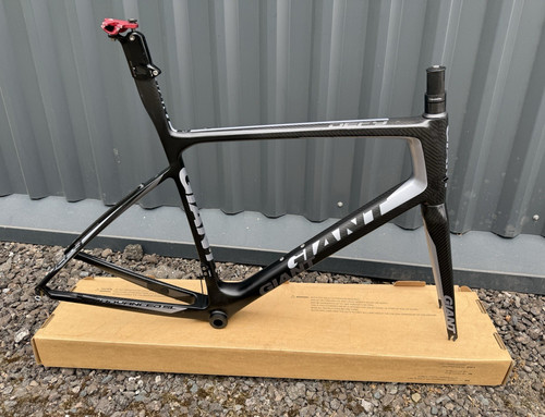 Giant defy carbon frame set - giant, sl