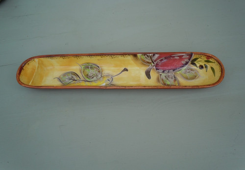 Hand painted ceramic - 18.5",