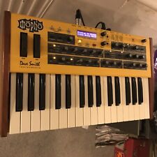 Dave Smith DSI Mopho Keyboard Anlogue Analog Synth Synthesizer Mono Prophet Rare