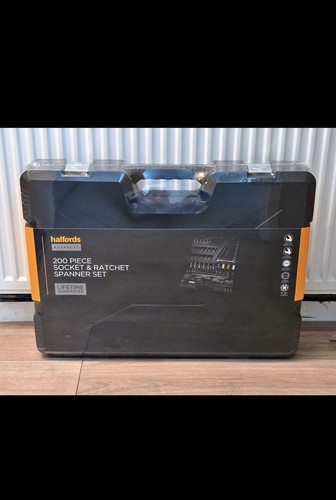 Boxed sealed halfords - &,
