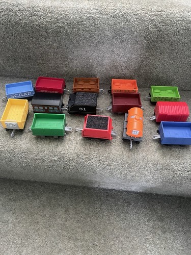 Thomas cargo trucks - 14,