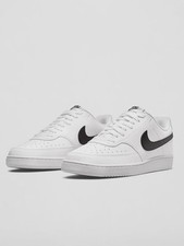 Men’s UK Size 10 White Nike Trainers With Black Tick