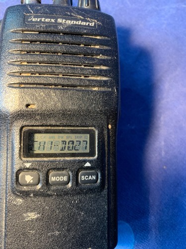 Vertex standard 146 uhf fm - uhf,