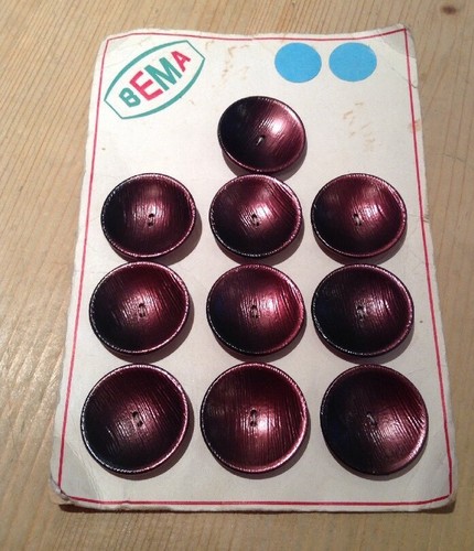 Vintage bakelite plastic - 10,