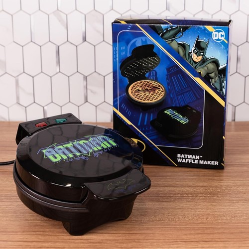 Waffle maker batman game over - waffle,