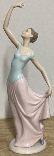 Lladro nao porcelain figurine - nao,