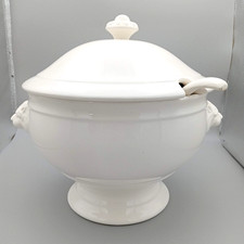 Large White Soup Tureen & Ladle , 4.5 Pints, Lions Head Handles - PLEASE READ