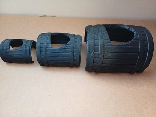Wooden barrel reptile - barrel, hide