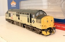 Bachmann OO Gauge Class 37 Diesel 37156 Transrail Livery - Pro Respray
