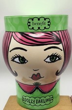 Benefit Cosmetics 2016 Dolly