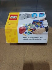 LEGO 4121 - 3 PIECE Brick Scooper Set . Brand New 