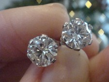 18CT 2.00CT G COLOUR OLD
