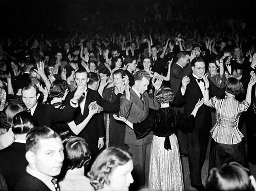Crowds butlins holiday camp - butlins,