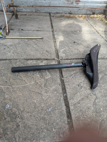 Sdg saddle and carbon - and,
