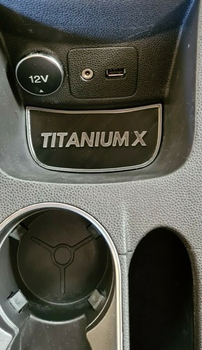 Coin tray console insert