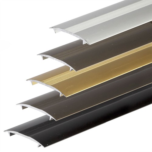 Carpet door threshold trim