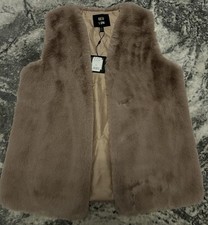 QED LDN Beige Faux Fur Gilet Size Large Women's Brand New With Tags