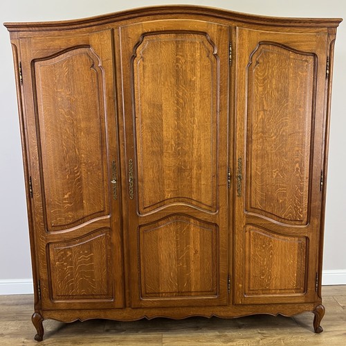 Wardrobe vintage french louis - vintage,