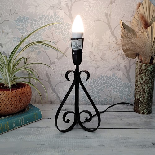 Black metal scroll - black, lamp