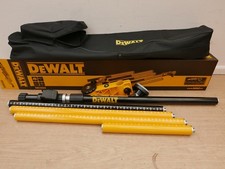 DEWALT DE0882 FLOOR TO CEILING