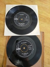 The Crickets 2 X 7" Singles Liberty LIB 55441/LIB 10067 Don't Ever Change/My Lit