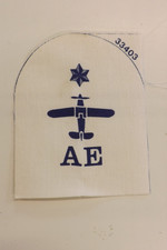 MILITARY CLOTH BADGE ROYAL
