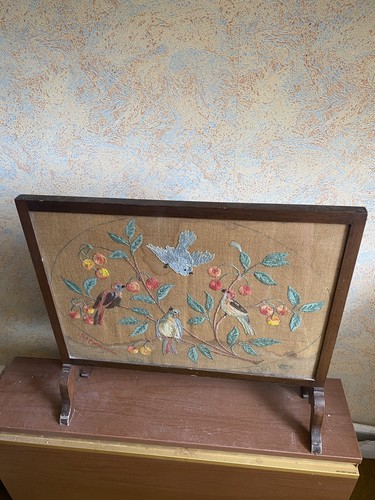 Vintage wooden fire screen - wooden,