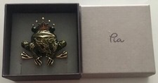 Pia Frog Prince Gold-Tone